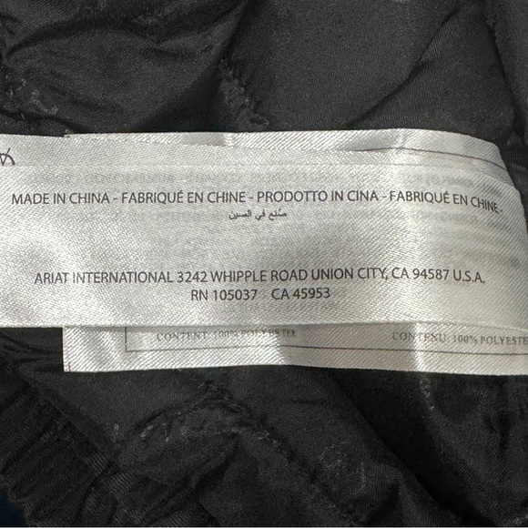 Ariat MEN'S Team Logo Insulated Jacket | Black and Gold - Picture 5 of 11